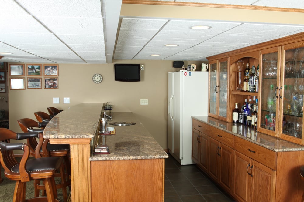 Bedrock Granite - countertop fabricator in Slinger, WI