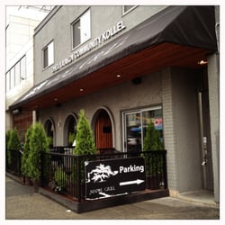 Maple Grill Restaurant & Catering
