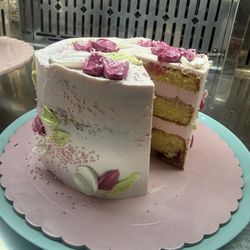 Florentine Salon de Te - Buttercream cake. Made in house