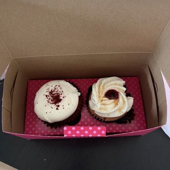 Smallcakes Cupcakery - Red velvet cupcake and strawberry cheesecake cupcake - Bakeries Near Me - Smithfield, Virginia Smallcakes Cupcakery - Red velvet cupcake and strawberry cheesecake cupcake - Bakeries Near Me - Smithfield, Virginia