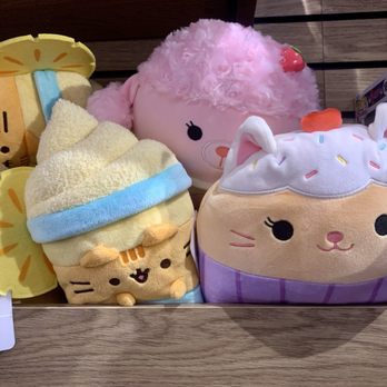 BoxLunch - Squishmallows - Women's Clothing Near Me - Glendale, Arizona BoxLunch - Squishmallows - Women's Clothing Near Me - Glendale, Arizona