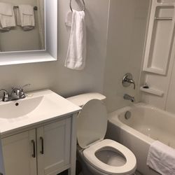 The Waterview Inn - Bathroom in room 2