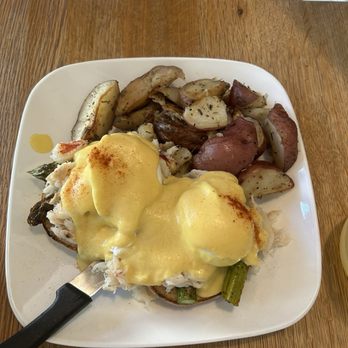 Cheryl’s on 12th - Crab Benedict - Breakfast & Brunch Near Me - Portland, Oregon Cheryl’s on 12th - Crab Benedict - Breakfast & Brunch Near Me - Portland, Oregon