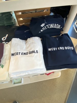 The Captain's Daughters by null