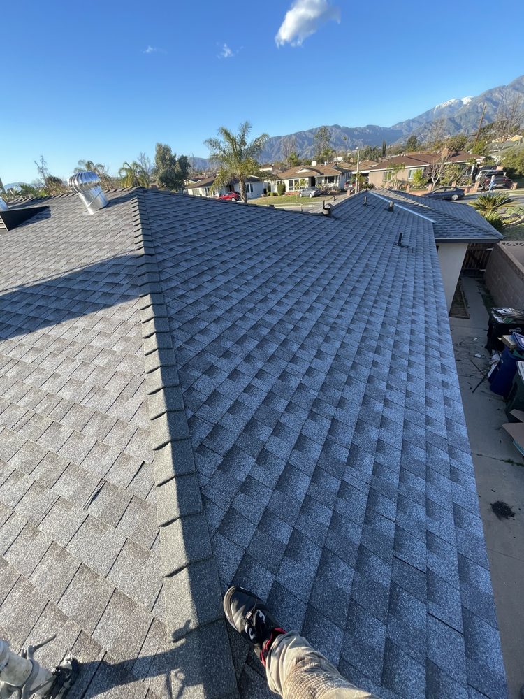 Slide of AJ Roofing & Repair