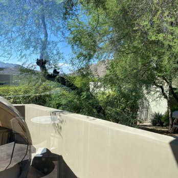 Sanctuary Camelback Mountain - Room patio and views - Venues & Event Spaces Near Me - Paradise Valley, Arizona