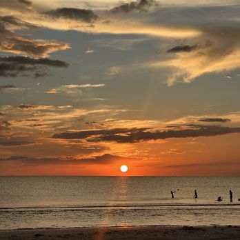 Sheraton - The sunset - Resorts Near Me - Clearwater Beach, Florida Sheraton - The sunset - Resorts Near Me - Clearwater Beach, Florida