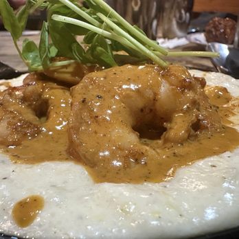 Luella's Southern Kitchen - Shrimp and Grits - Southern Near Me - Chicago, Illinois