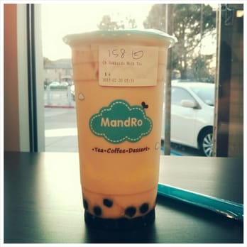 MandRo Teahouse - Hokkaido Milk Tea with Pearls and Pudding. - Bubble Tea Near Me - Davis, California