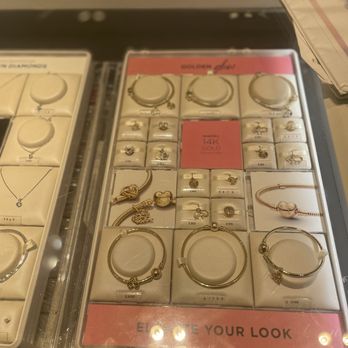 Pandora - Jewelry Near Me - Carolina, Puerto Rico
