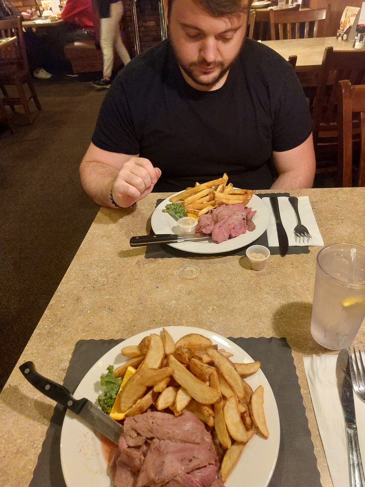 BEEF HAUS Updated August 2024 36 Photos & 52 Reviews 176 N Main