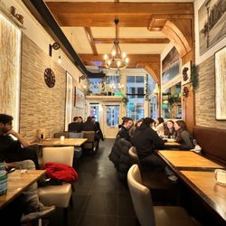 Pizzeria Bella Roma - Interior