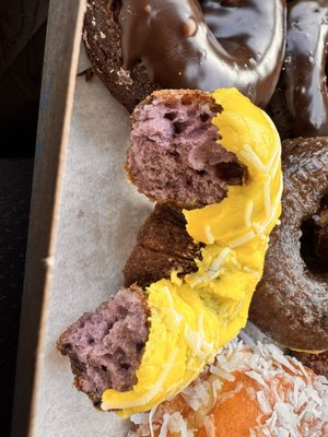 The Donuttery by null