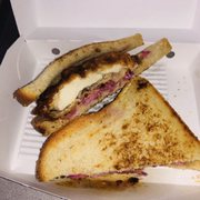 Photo of Melt Shop - New York, NY, United States. FRIED CHICKEN MELT (Cross Section)