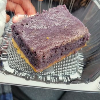 Cafe 86 - Ube Butter bar - Desserts Near Me - Union City, California