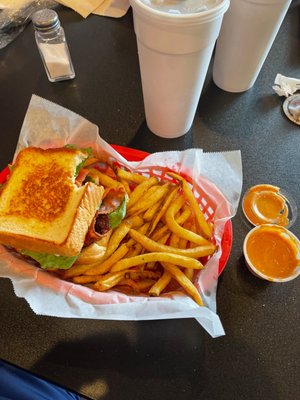 Bites in the Boro by null