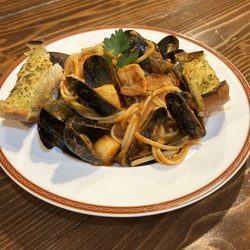 Humphrey's East End Bistro - Frutti di Mare
