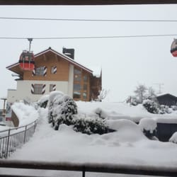 Best Western Premier Kaiserhof Kitzbühel - View from our room on the first floor