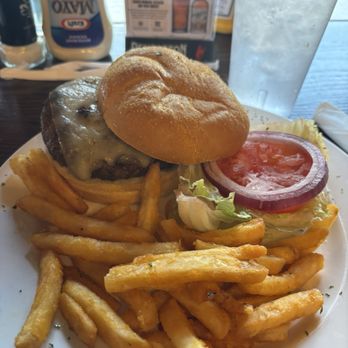 Burg Steakhouse - Cheese burger - Steakhouses Near Me - Gatlinburg, Tennessee Burg Steakhouse - Cheese burger - Steakhouses Near Me - Gatlinburg, Tennessee