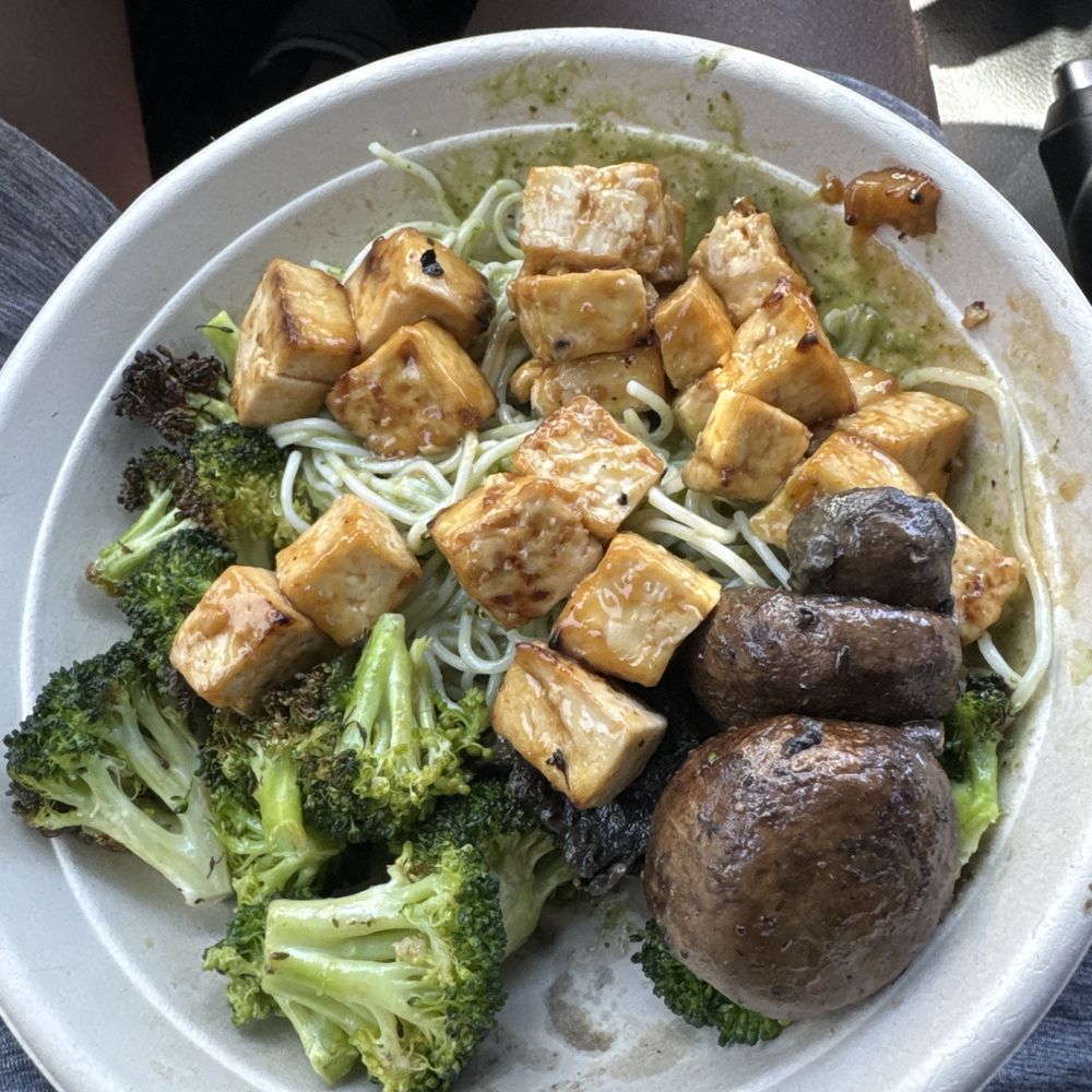 Bolay - Cilantro noodles, tofu, mushrooms & broccolini! - New American Near Me - Boca Raton, Florida Bolay - Cilantro noodles, tofu, mushrooms & broccolini! - New American Near Me - Boca Raton, Florida