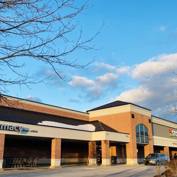 Stop & Shop - outside - Grocery Near Me - Hicksville, New York Stop & Shop - outside - Grocery Near Me - Hicksville, New York