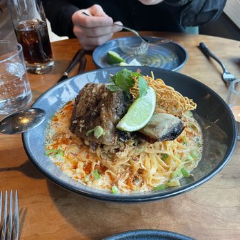 Pusadee's Garden - Khao soi short rib - Thai Near Me - Pittsburgh, Pennsylvania