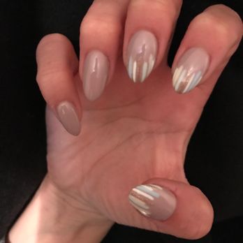 Linda's TLC Nail & Spa - Don't mind the perfection of the GLOSS. That is a reflection of me in the glosss lol. Wowow - Nail Salons Near Me - Calimesa, California