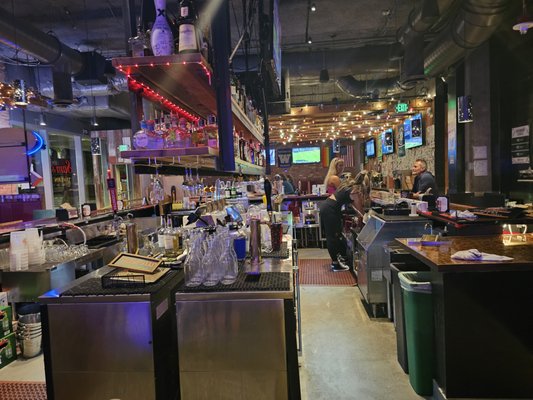 Sam's Tavern by null
