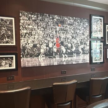 Michael Jordan's Steak House - Chicago - Steakhouses Near Me - Chicago, Illinois Michael Jordan's Steak House - Chicago - Steakhouses Near Me - Chicago, Illinois