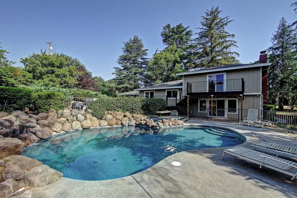 GREEN ISLE REAL ESTATE & MORTGAGE Updated September 2024 15 Photos