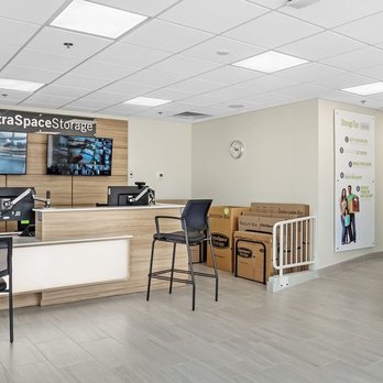 Extra Space Storage - 7970 - Office - Self Storage Near Me - Chicago, Illinois