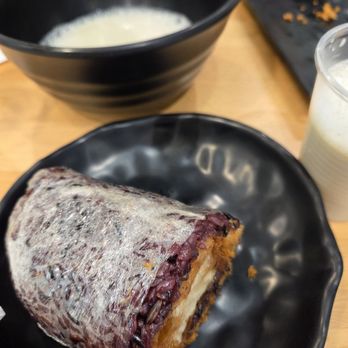 Yi Mei - Salty purple rice roll and soy milk in the background - Taiwanese Near Me - San Gabriel, California Yi Mei - Salty purple rice roll and soy milk in the background - Taiwanese Near Me - San Gabriel, California