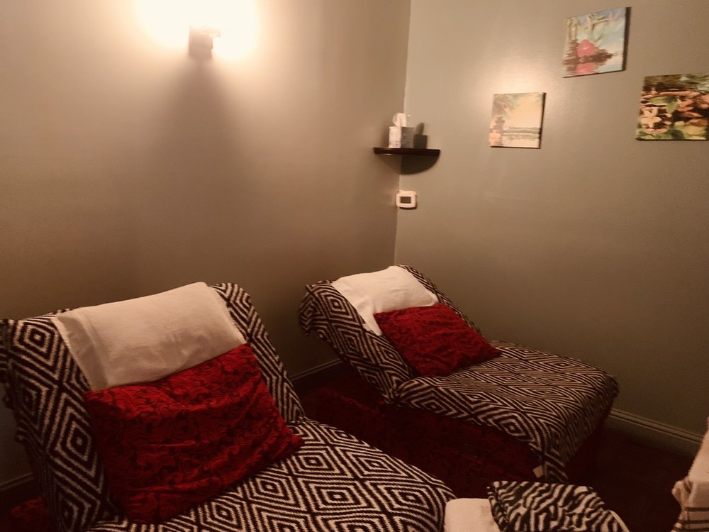 FAMILY MASSAGE 52 Photos & 73 Reviews 3130 Balfour Rd, Brentwood