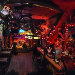 Madam's Organ - 1st floor bar and stage