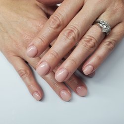 Plush Beauty Salon Bexley - Luminary Manicure