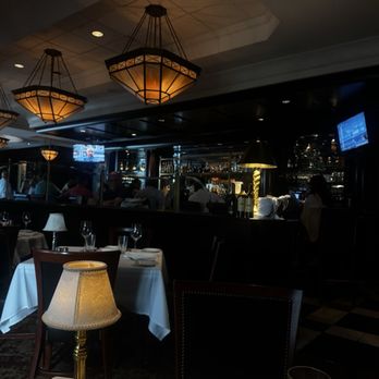 The Capital Grille - Ambiance - Steakhouses Near Me - Boca Raton, Florida The Capital Grille - Ambiance - Steakhouses Near Me - Boca Raton, Florida