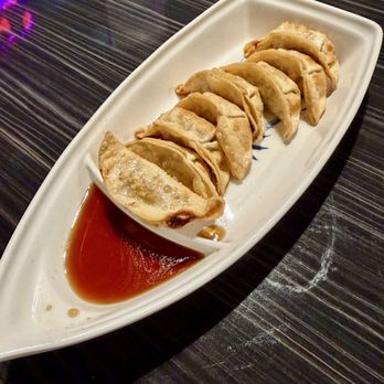 Makisu Sushi - Gyoza - Sushi Bars Near Me - Sacramento, California