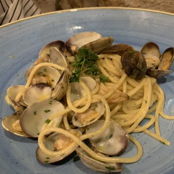 Da Francesco - Pasta and Clams - Italian Near Me - Rome, RM Da Francesco - Pasta and Clams - Italian Near Me - Rome, RM