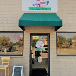 Dani & Zos Home - Our store front!