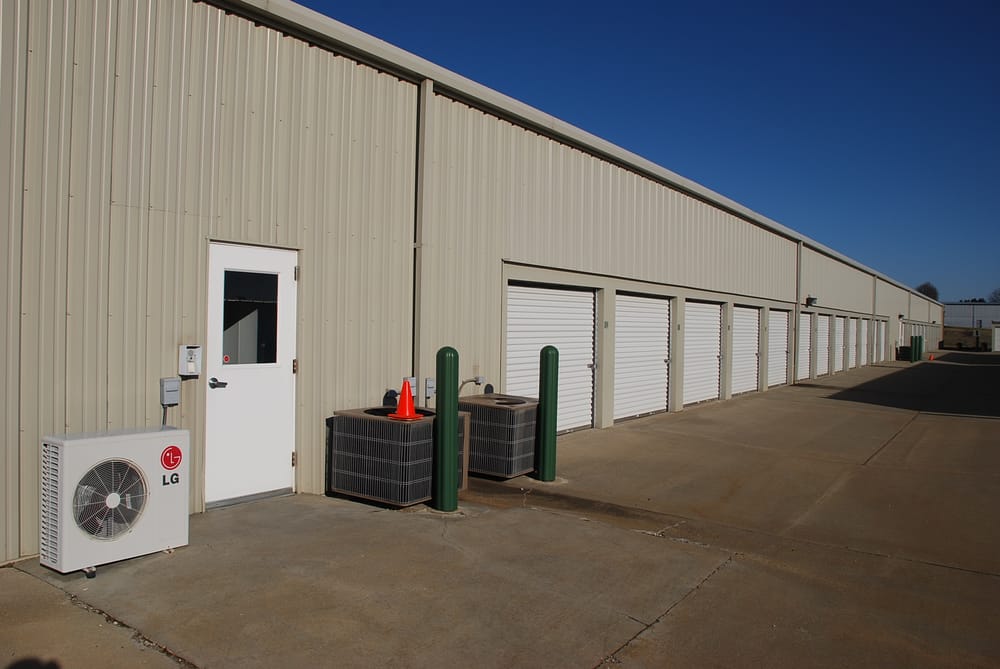 THE STORAGE PLACE Updated August 2024 15525 S Pflumm Rd, Olathe