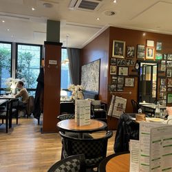 Konditorei Café Heinemann - The cafe