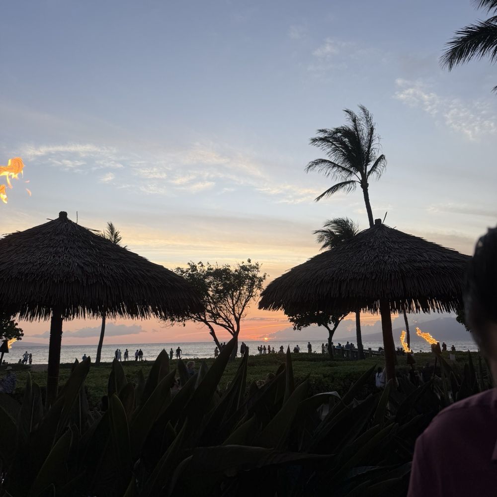 Duke's Beach House - Breakfast & Brunch Near Me - Lahaina, Hawaii