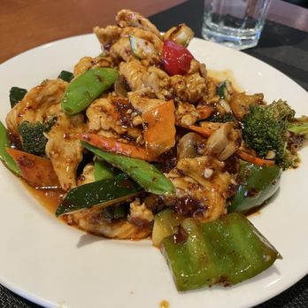 Modern Fusion - Chicken Chicken With Garlic Sauce. - Chinese Near Me - Lawrence Township, New Jersey Modern Fusion - Chicken Chicken With Garlic Sauce. - Chinese Near Me - Lawrence Township, New Jersey