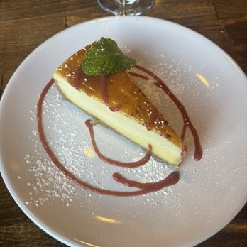 Bella Napoli Pizzeria - Crème brûlée cheesecake - Italian Near Me - Nashville, Tennessee