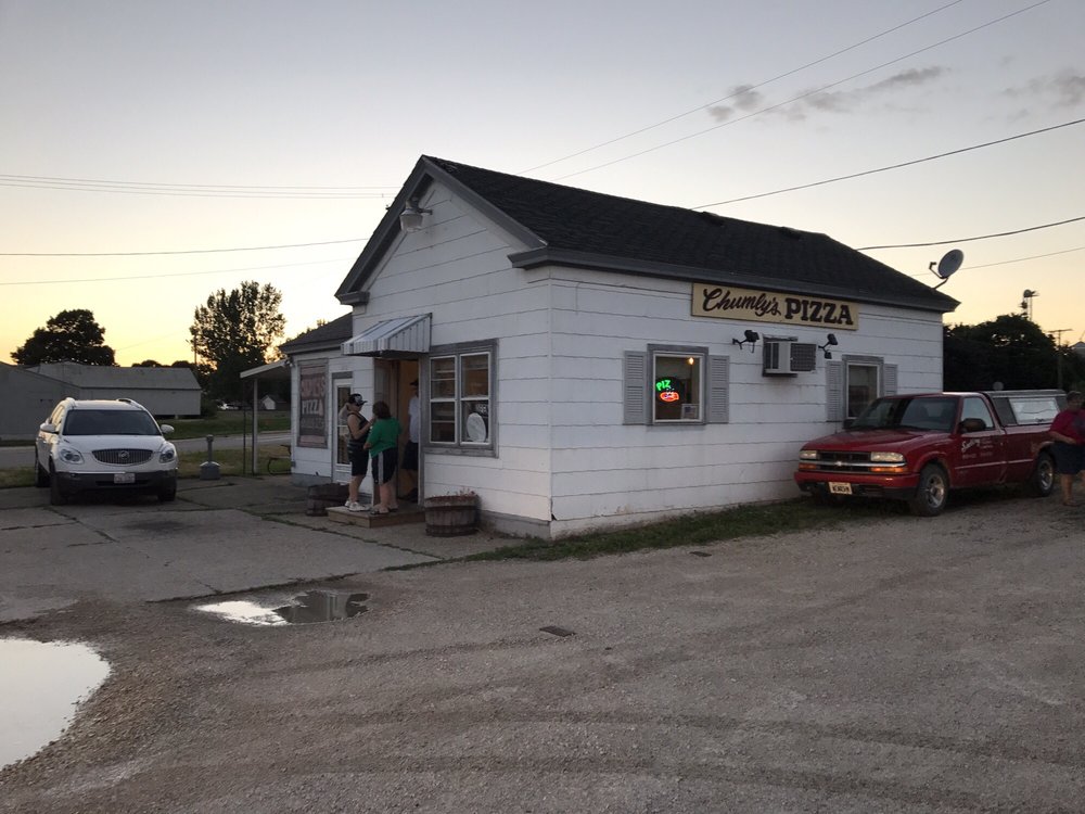 CHUMLY’S PIZZA Updated August 2024 312 W Comanche Ave, Shabbona