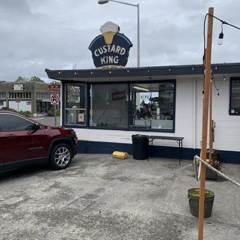 Custard King - Ice Cream & Frozen Yogurt Near Me - Astoria, Oregon Custard King - Ice Cream & Frozen Yogurt Near Me - Astoria, Oregon