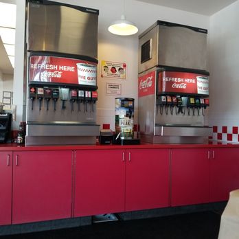 Five Guys - Drink self service - Burgers Near Me - Gresham, Oregon