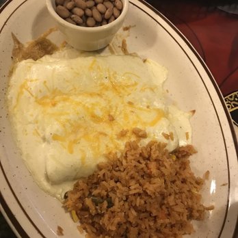 Mi Tierra Mexican Restaurant - Blanco enchiladas with ranchero beans and rice - Mexican Near Me - Marion, Iowa Mi Tierra Mexican Restaurant - Blanco enchiladas with ranchero beans and rice - Mexican Near Me - Marion, Iowa