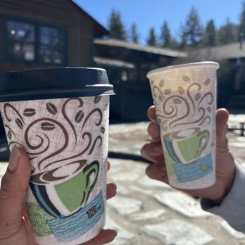 Applewood Court - Large Coffee , Hot Vanilla Frappuccino - Candy Stores Near Me - Wrightwood, California