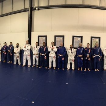 Gracie Barra Paso Robles - Wall to wall adults class - Brazilian Jiu-jitsu Near Me - Paso Robles, California